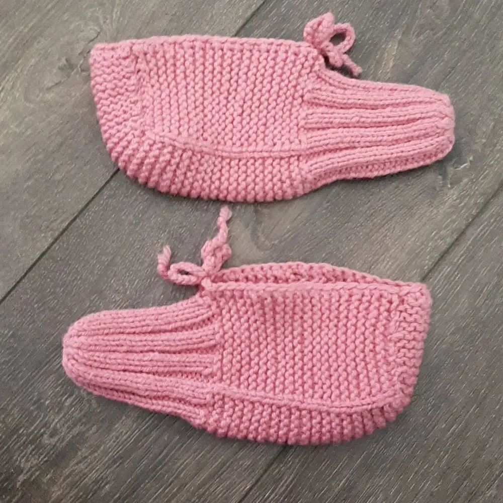 Pink Knitted Slippers - Picture 2 of 3